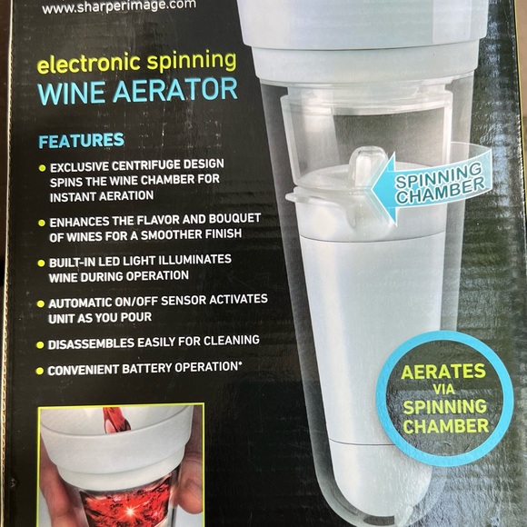 NIP Sharper Image Wine Aerator - New - Battery Operated - Picture 1 of 4